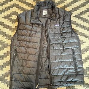 Men’s Patagonia vest- m